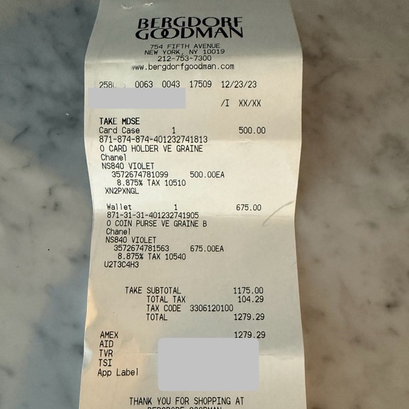 Chanel Card Holder in Caviar Leather with Interlocking CC Logo (BNIB) - Picture 8 of 8